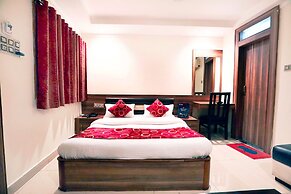 OYO 4126 C T Palace