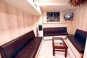 OYO 4126 C T Palace