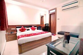 OYO 4126 C T Palace