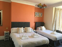 Min Y Mor Hotel