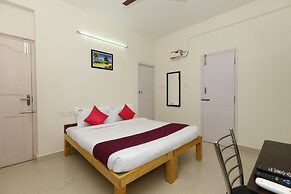OYO 9260 Olive Castles Inn