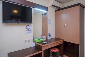 RedDoorz Plus @ Grand Populer Hotel