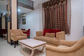 RedDoorz Plus @ Grand Populer Hotel