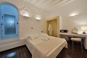 Amo Suites & Spa
