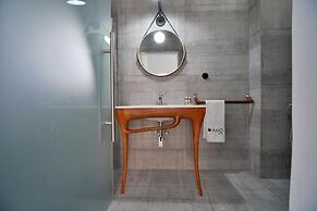 Amo Suites & Spa
