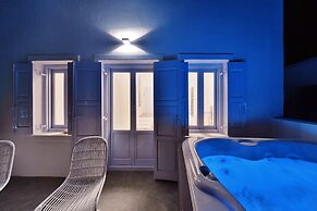 Amo Suites & Spa