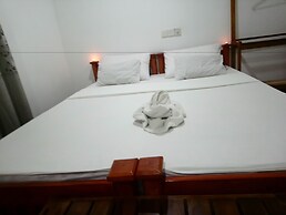 Villa Peacock