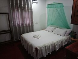 Villa Peacock