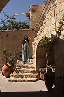Nox Cave Hotel