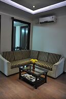 Golden Palm Suites
