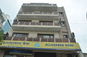 Golden Palm Suites