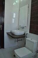 Golden Palm Suites