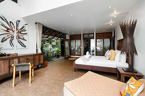 The Emerald Beach Villa 4