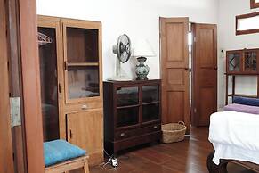 Tiptopthai House