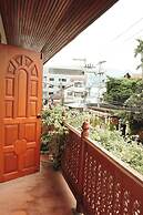 Tiptopthai House