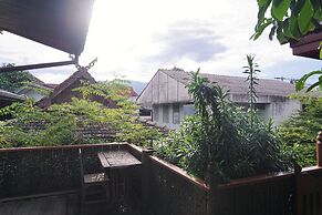 Tiptopthai House