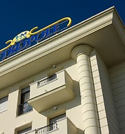 Hotel Metropole