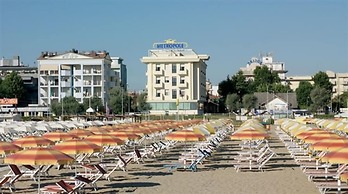 Hotel Metropole