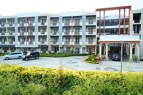 5 Falls Resort