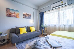 Warm Hostel