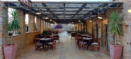 Hayat Zaman Hotel & Resort