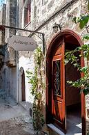 Auberge 32 | Old Town
