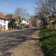 Harlington Manor