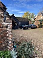 Harlington Manor