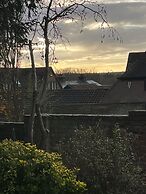 Harlington Manor