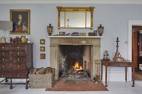 Harlington Manor