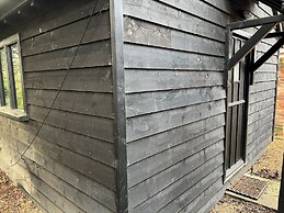 Harlington Manor