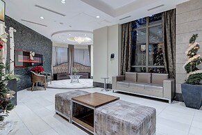 Pelicanstay at Square One Mall