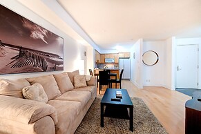 Pelicanstay at Yonge & Sheppard North York