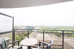 Pelicanstay at Yonge & Sheppard North York
