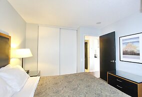 Pelicanstay at Yonge & Sheppard North York