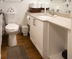 Pelicanstay in Burnaby