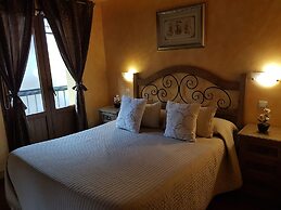 Hostal Segovia