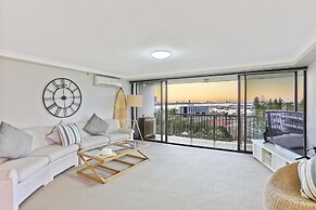 De Ville Apartments