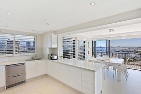 De Ville Apartments