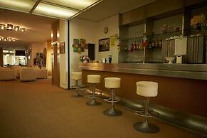 Hotel President