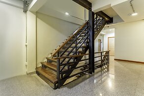 OYO 928 Leaf Hostel
