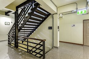 OYO 928 Leaf Hostel