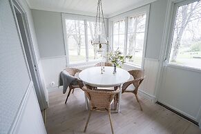 Anfasteröd Gårdsvik