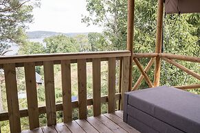 Anfasteröd Gårdsvik