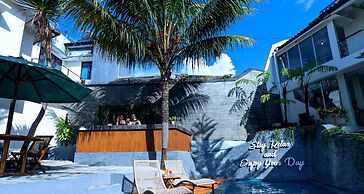 Aleyra Hotel and Villa Garut