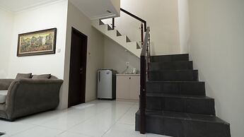 Aleyra Hotel and Villa Garut