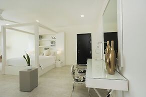Green Turtle Villa by The Serendipity Collection