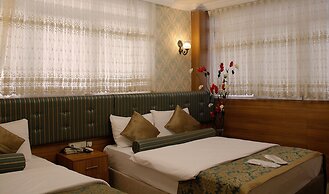 Grand Gross Hotel