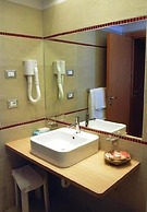 Hotel Capitol