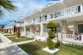 RİSUS RESORT HOTEL KUŞADASI